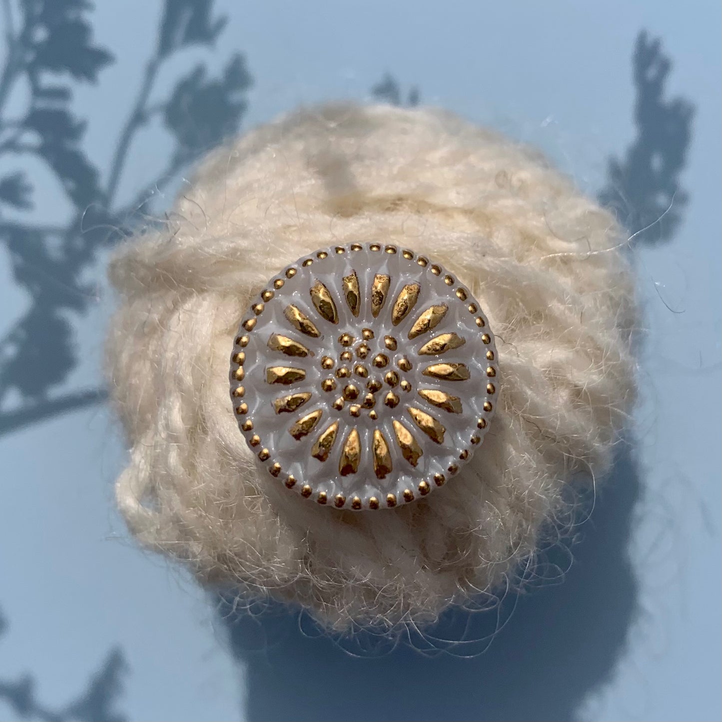 18mm - SUNFLOWER button Grey, gold