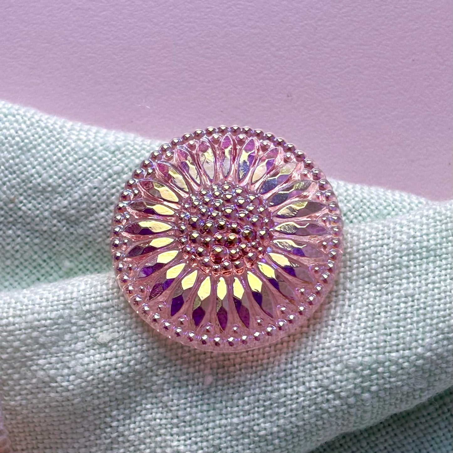 26mm - SOLSIKKE knap - Rosa, Perlemor