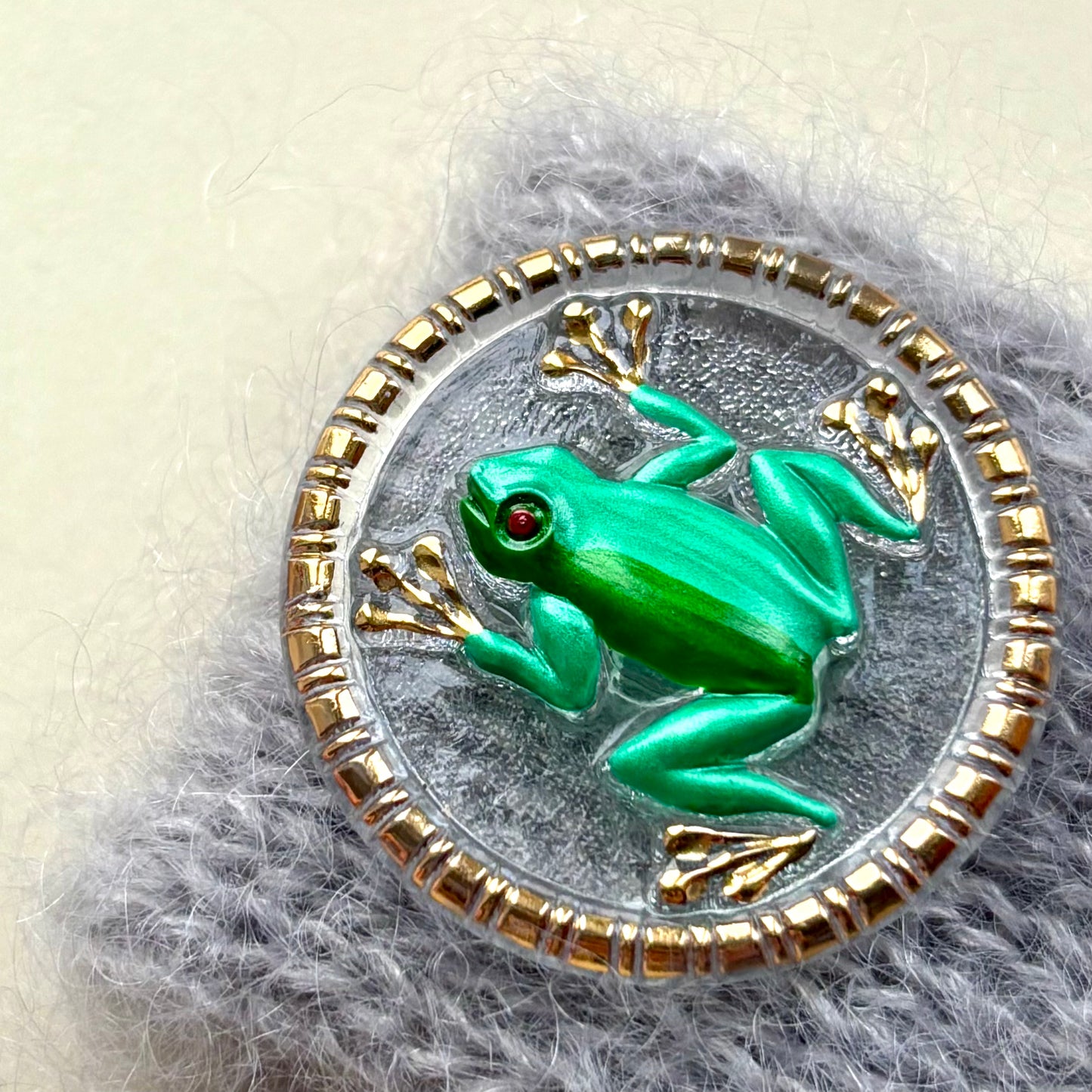Frø knap grøn guld stor knap 32mm
