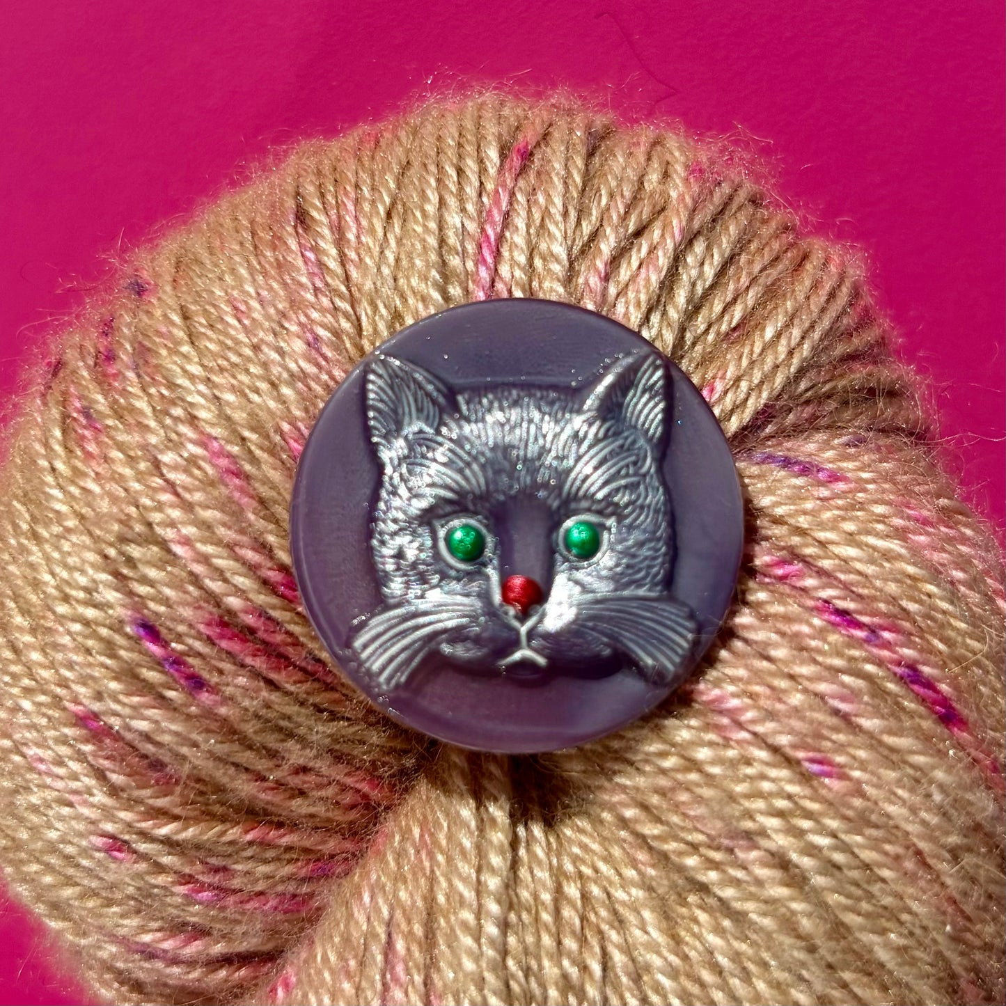 glasknap katteknap lilla sølv kat 26mm