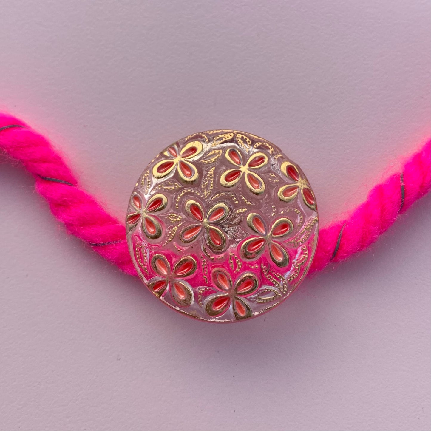 stor glasknap transperant rosa og guld 32mm