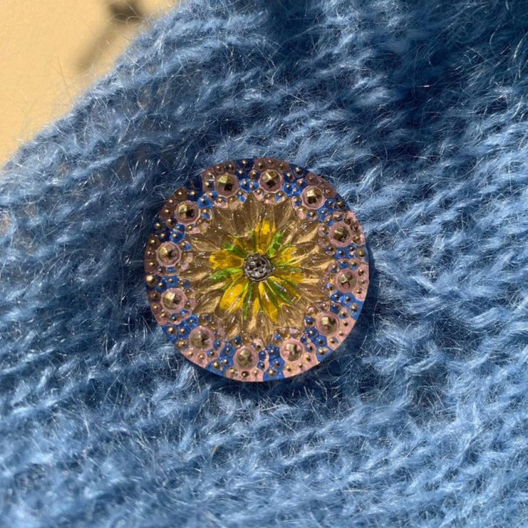 26mm - CORNFLOWER button - Pastel, Gold