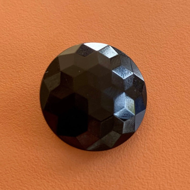 18mm - DIAMOND button - Black