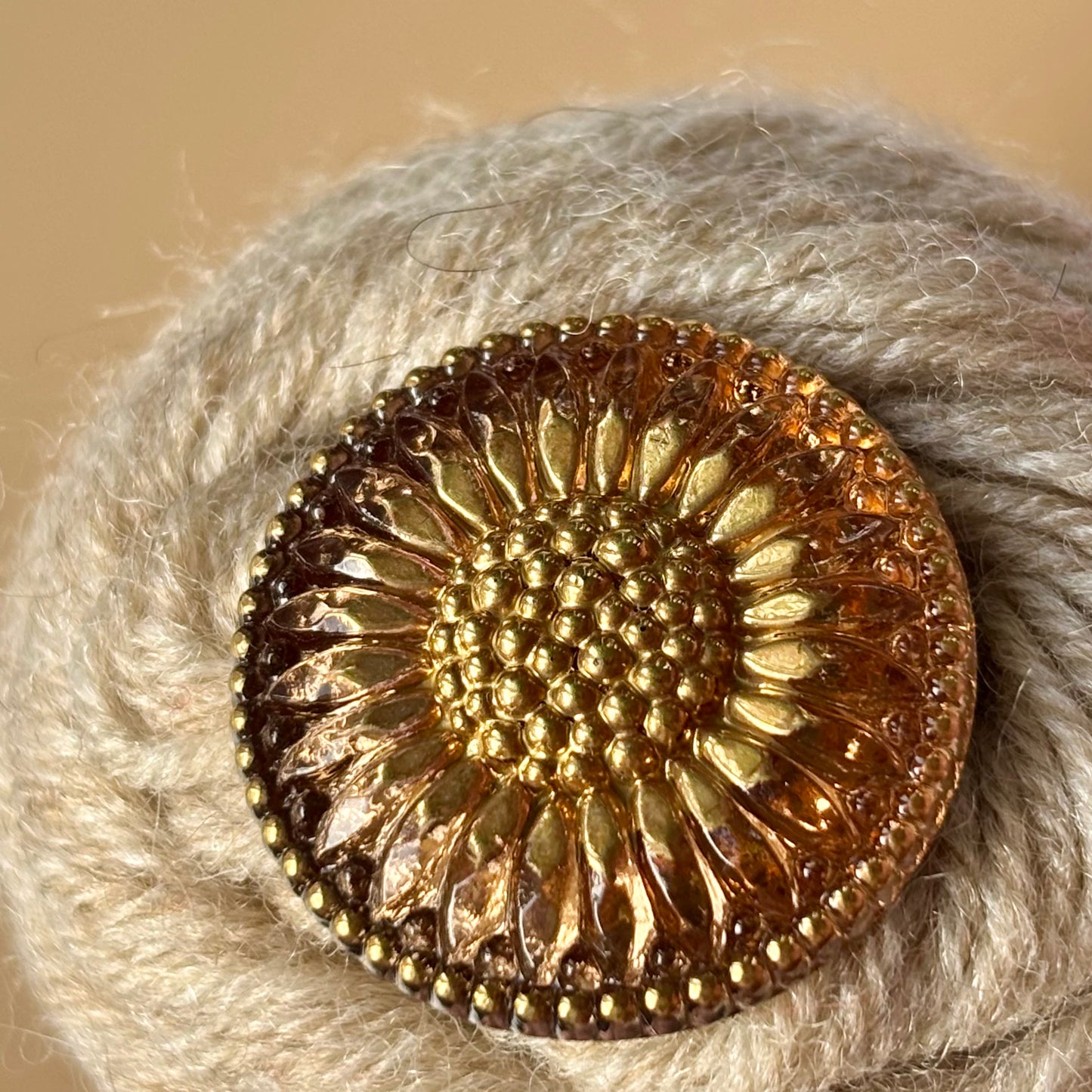 solsikke glasknap stor guld 26mm 