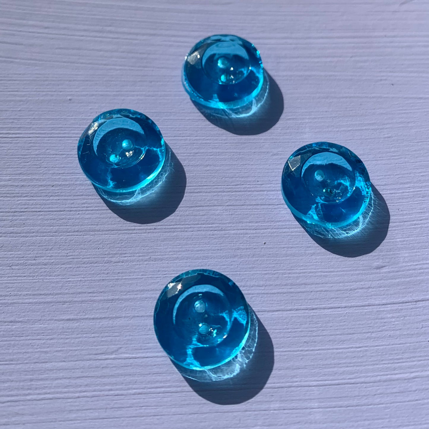 Glasknapper 14mm 2 huller blå 