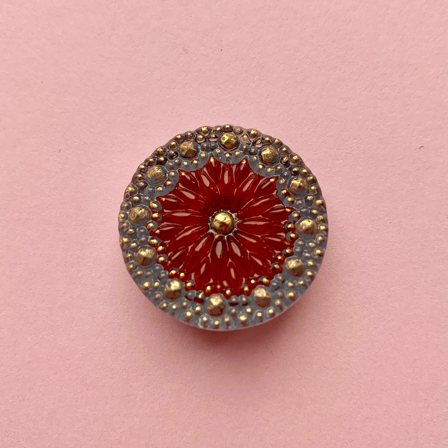 26 mm – KORNBLUMEN-Knopf – Grau, Rot, Gold
